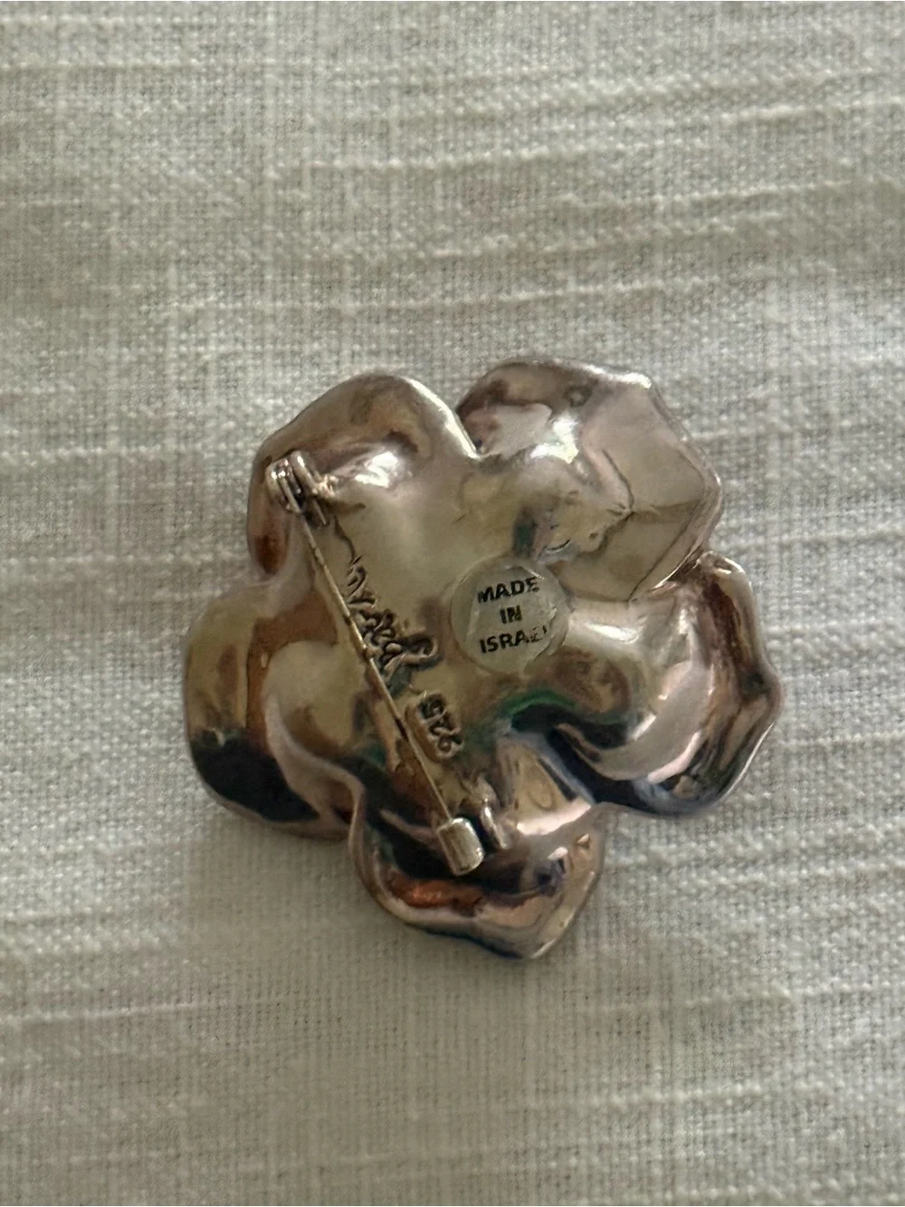 Sterling silver FLOWER shape puffy pin brooch 